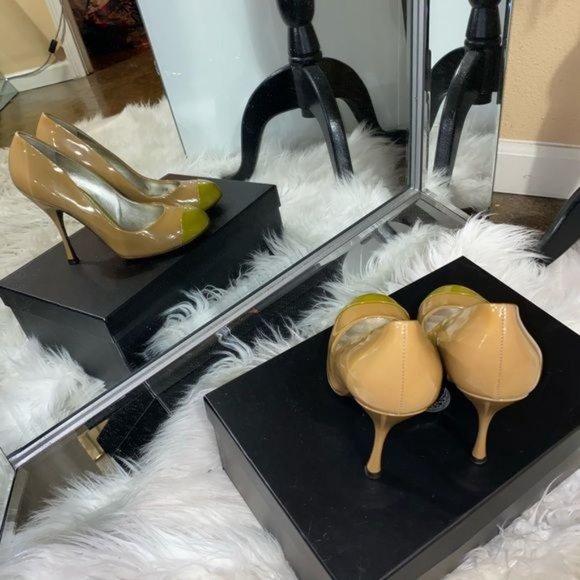 Dolce & Gabbana Patent Leather Tan/Khaki Green Pump Heel Round Toe 36.5 (6 US) - Picture 3 of 5